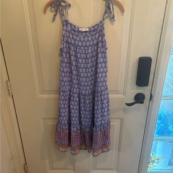 beachlunchlounge Blue and White Tiered Pleated Sundress - Picture 2 of 4